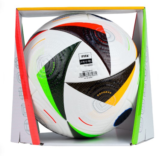 Мяч футбольный ADIDAS EURO 24 Fussballliebe PRO IQ3682, размер 5