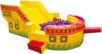 Сухой бассейн с шарами для детской комнаты Кораблик
