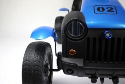 Детский веломобиль C222CC