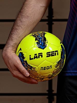 Мяч футбольный Larsen Neon Lime