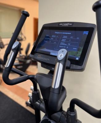Эллиптический тренажер UltraGym UG-Pro EL007 (TFT)
