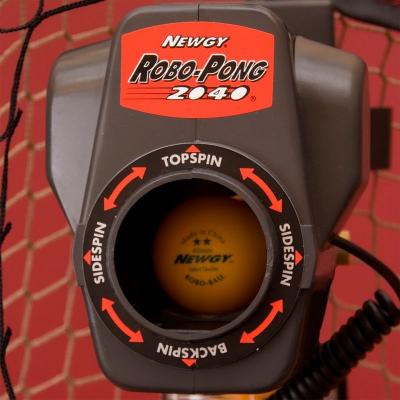 Робот настольный DONIC NEWGY ROBO-PONG 2040