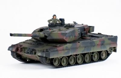 Радиоуправляемый танк Leopard II, 1:24, камуфляж NATO, пневмо пушка RC8131